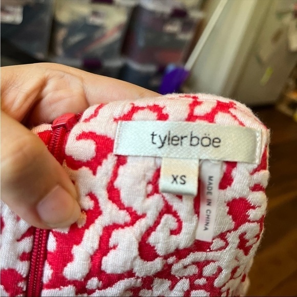 Tyler Boe Red White Patterned Shift Dress XS H - Picture 5 of 6